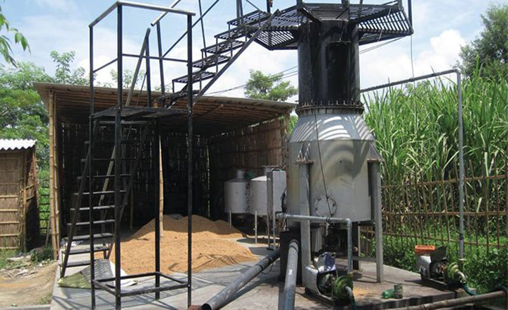 Husk&#x20;Power&#x20;System&#x27;s&#x20;biomass&#x20;gassifier&#x20;that&#x20;is&#x20;used&#x20;to&#x20;generate&#x20;electricity