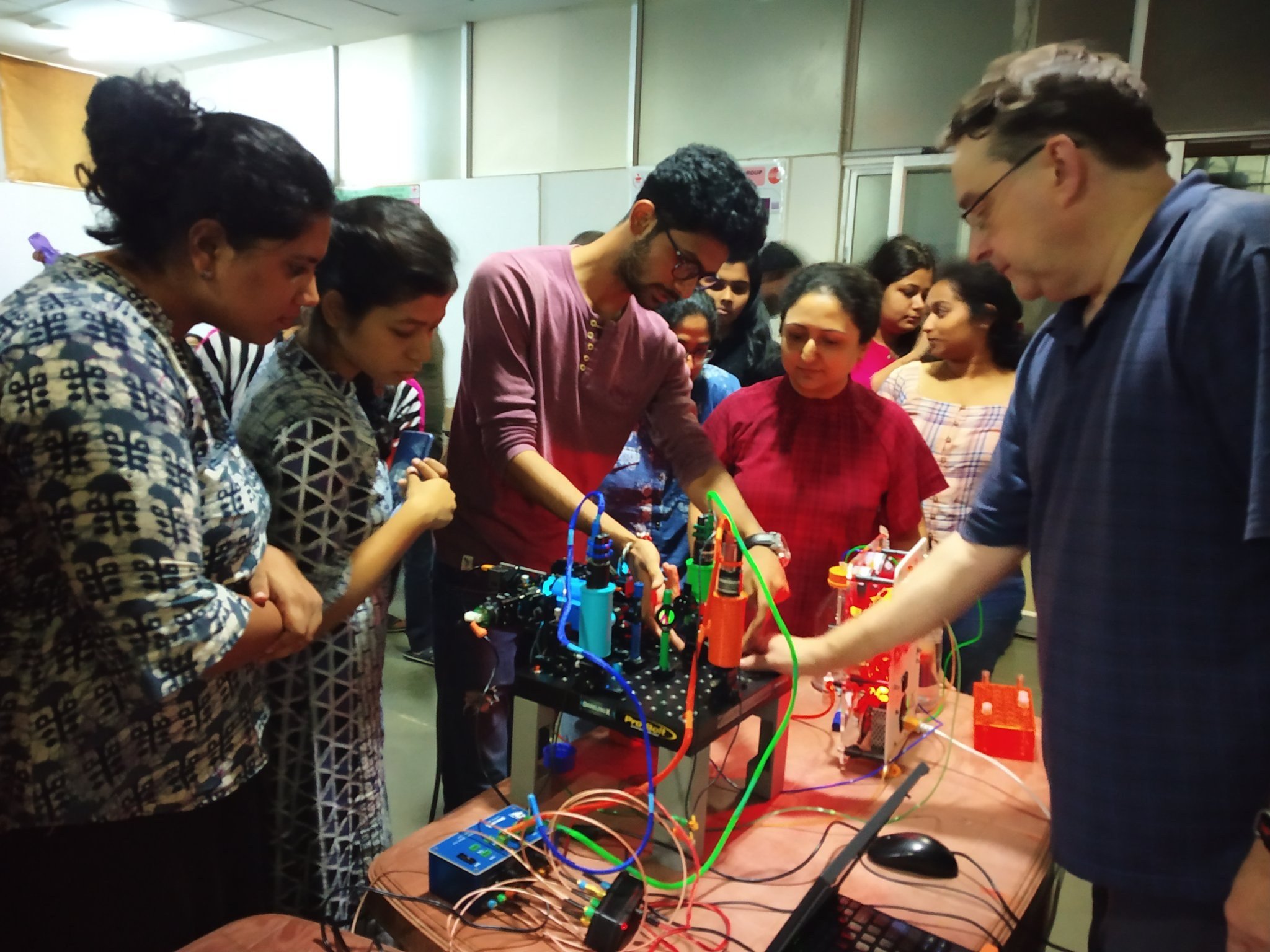 “MYO” (Make Your Own flow cytometer) workshop in progress. (Picture credits: Uttara Chakraborty)